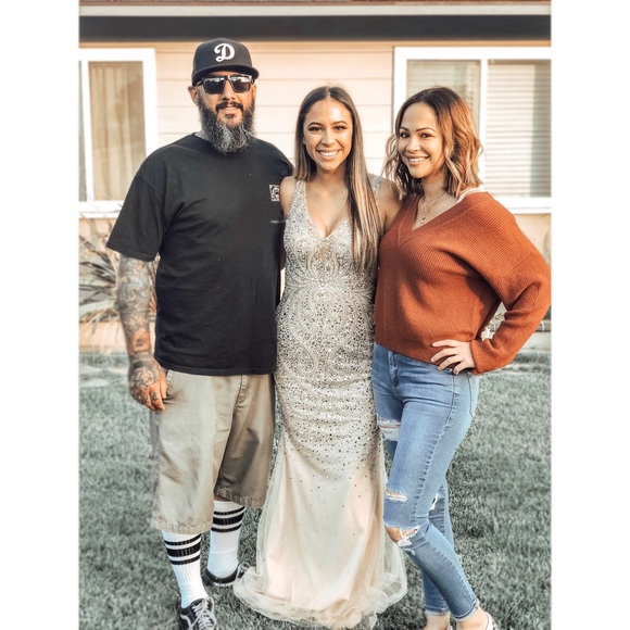 Meet your seller/buyer! - Picture 3 of 6